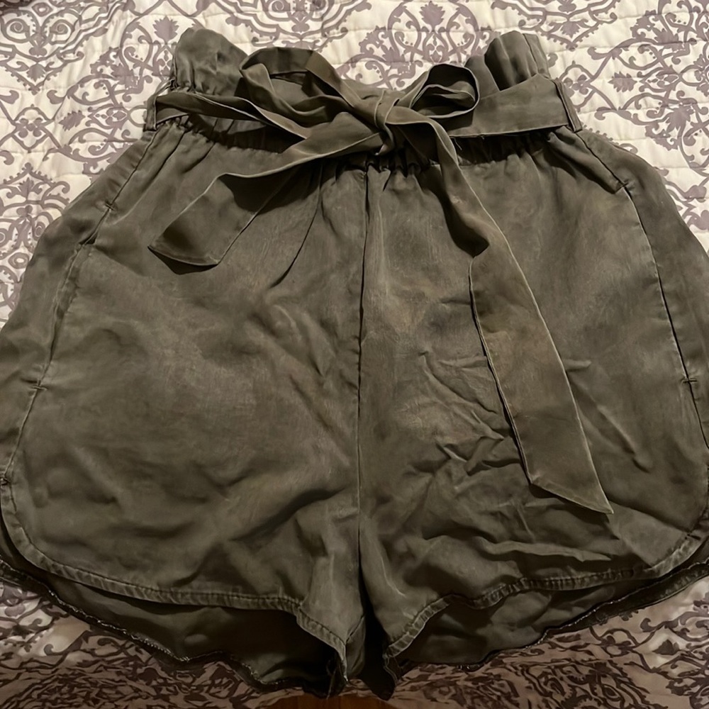 High Rise Green Express Shorts